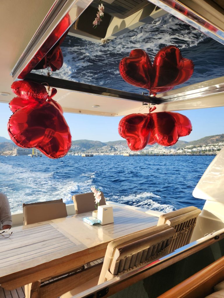 Marry Me Proposal on a Luxury Yacht in Antalya