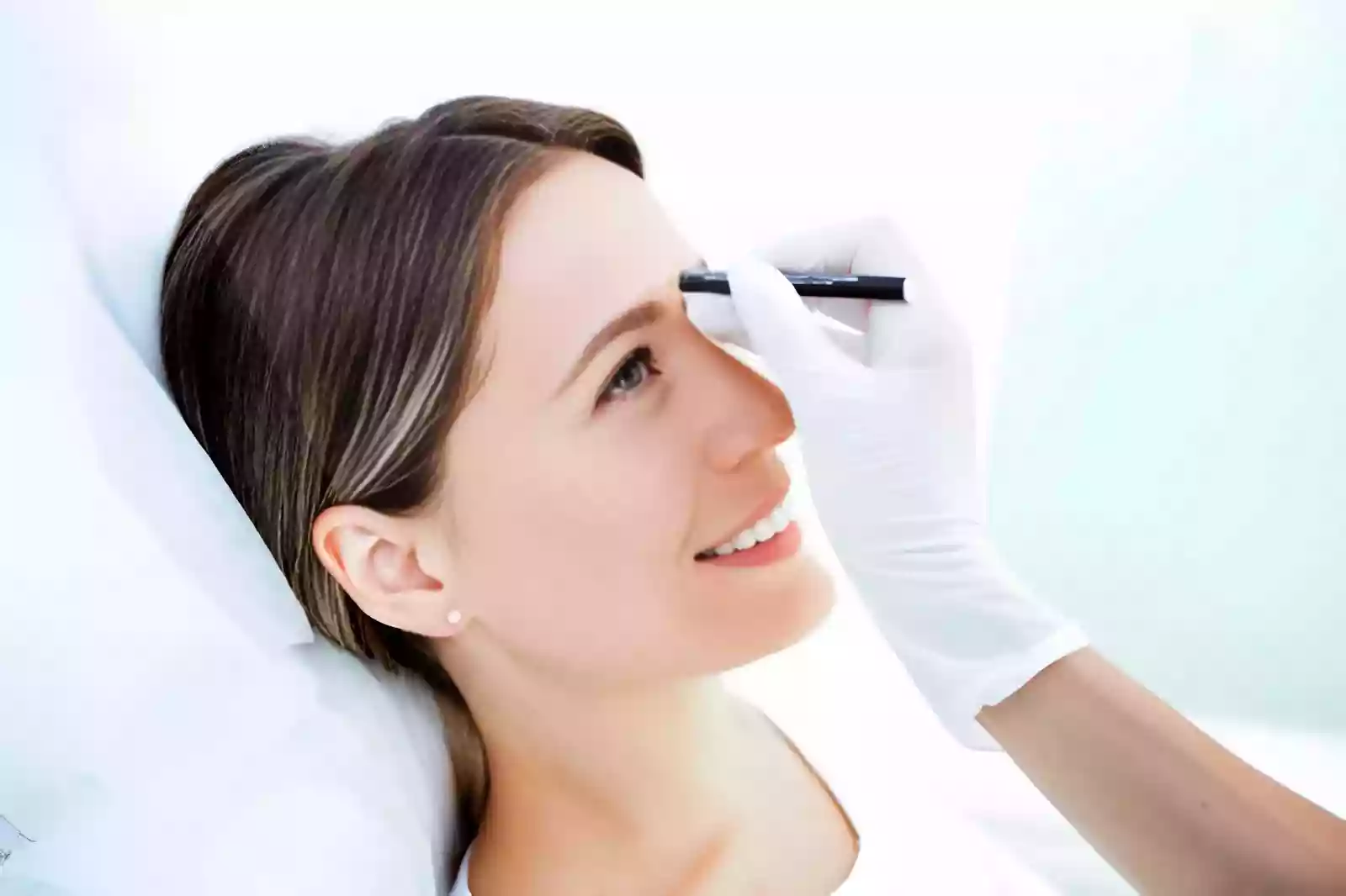 Eyebrow Transplantation in Antalya natural eyebrow restoration