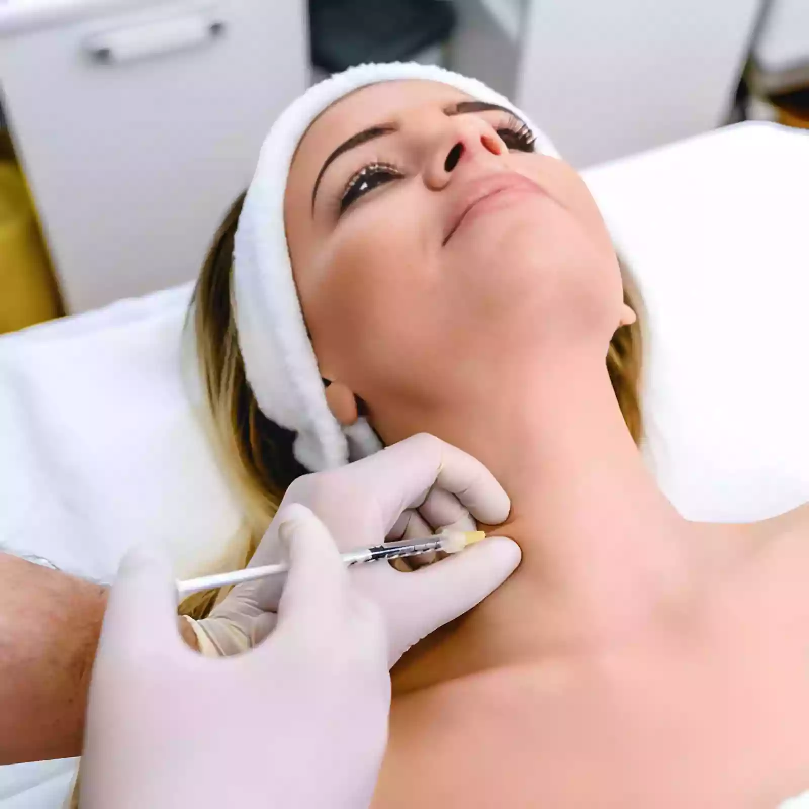Neck Lift in Taksim Turkey
