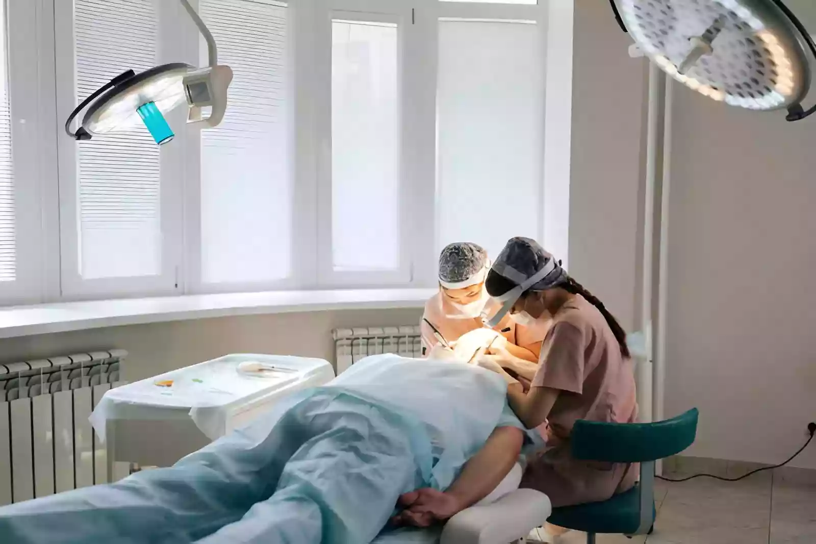 Sapphire Hair Transplant in Antalya channel opening