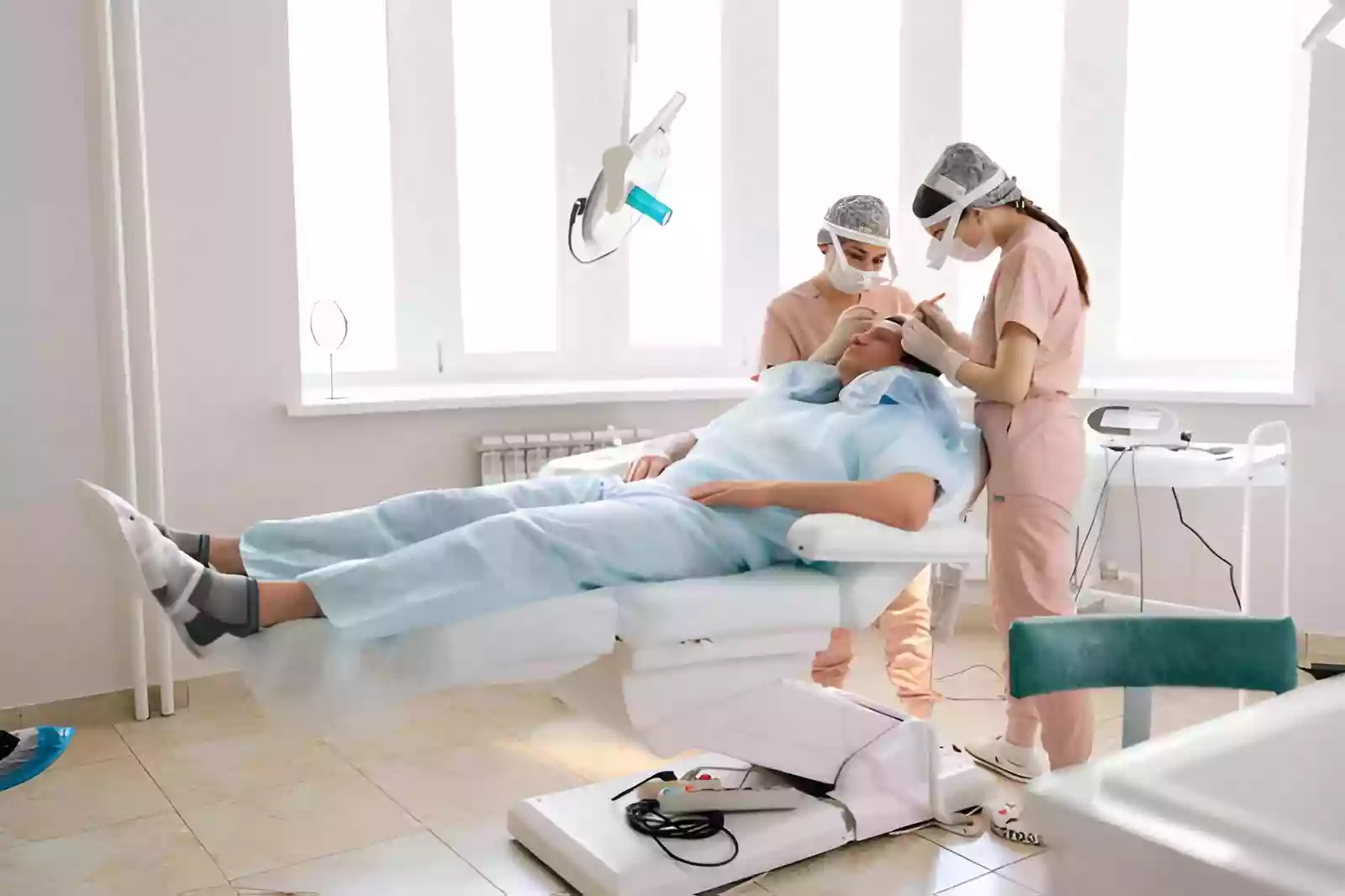 Sapphire Hair Transplant in Antalya sapphire FUE